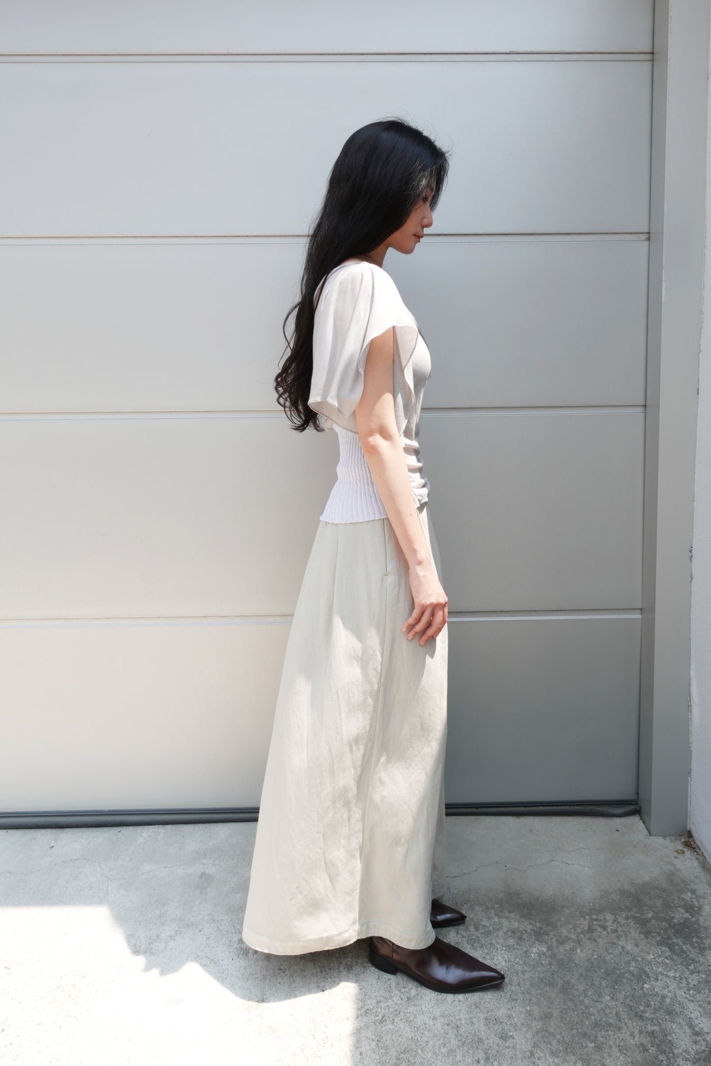 DRAPE 010 'Random Tuck Deep Slit Skirt'