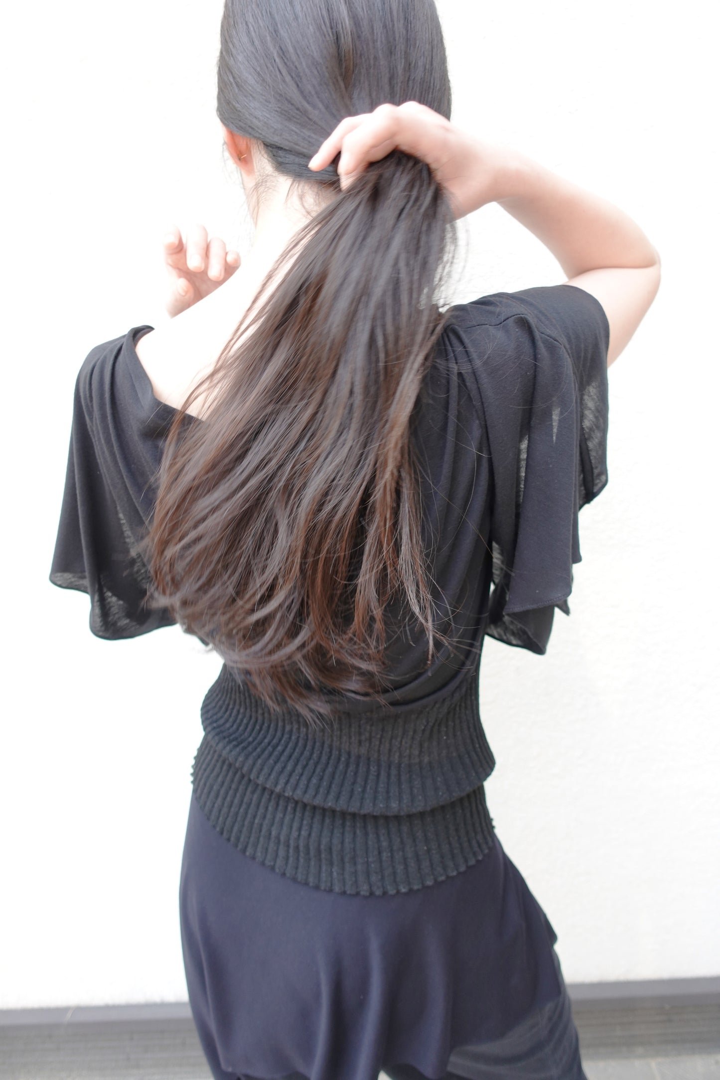 RIB 005 'Dancing Sleeves Back knit Jersey Top'