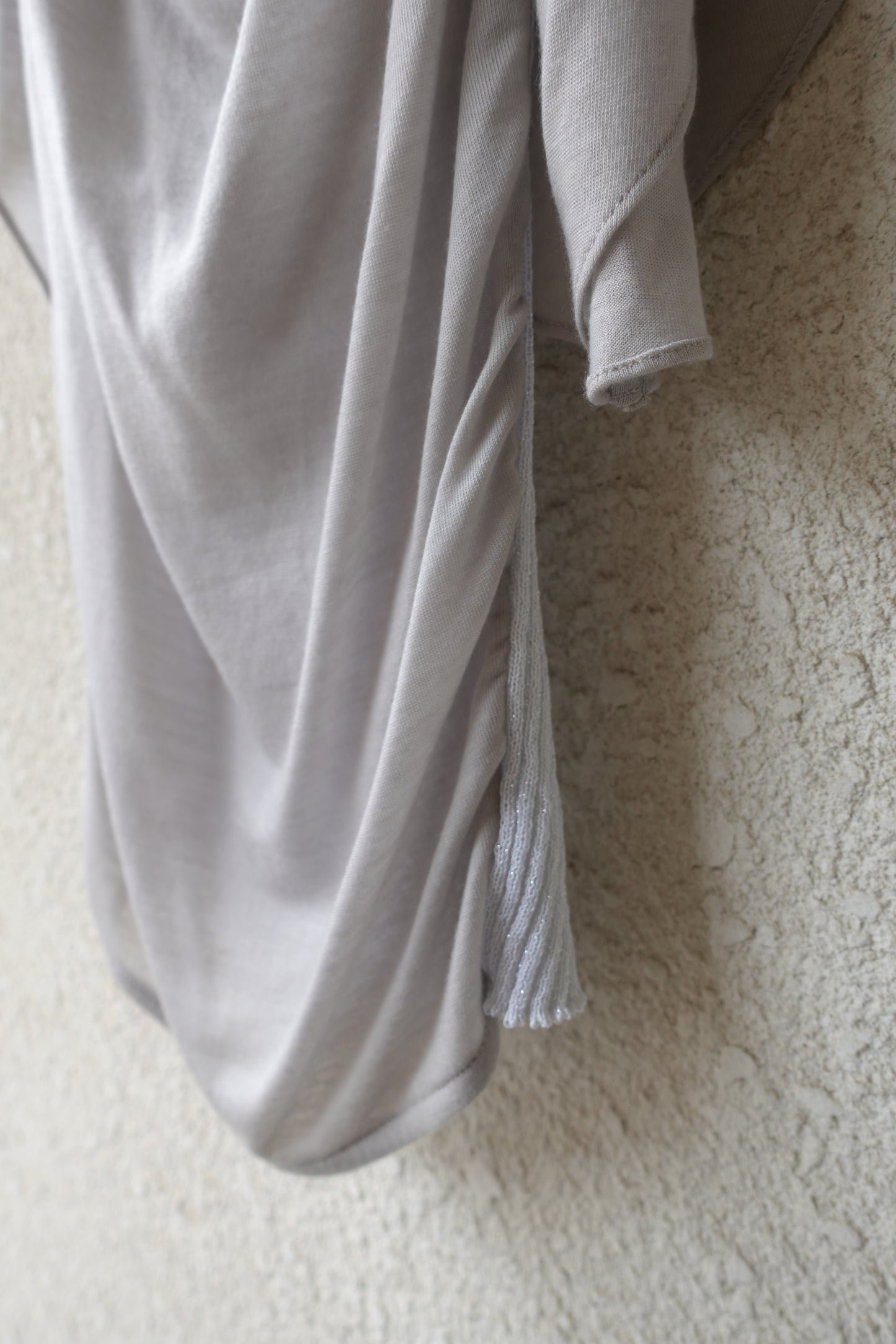 RIB 005 'Dancing Sleeves Back knit Jersey Top'