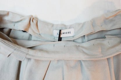 DRAPE 010 'Random Tuck Deep Slit Skirt'