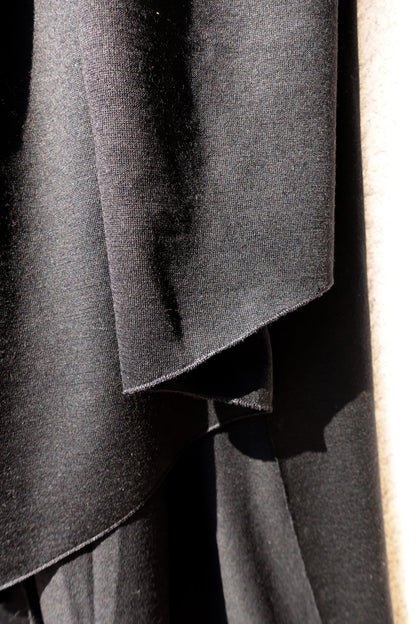 DRAPE 014 'Wool Cascading Shawl Scarf'